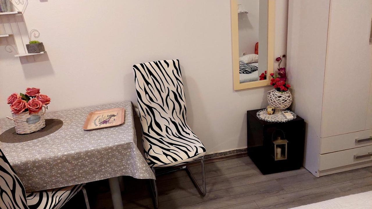 Apartment Rosse Split Exterior foto